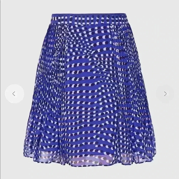 BNWT  REISS Women’s ELLIE-SPOT PRINT FLIPPY SKIRT size 4 - Picture 2 of 5